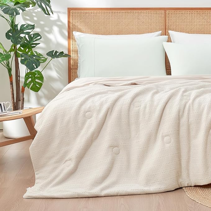 Amélie Home Waffle Cooling Comforter Twin Size, Q-Max 0.45 Reversible Lightweight Cooling Blanket for Hot Sleepers, Breathable Bedding for Night Sweats, 68"x90", Beige