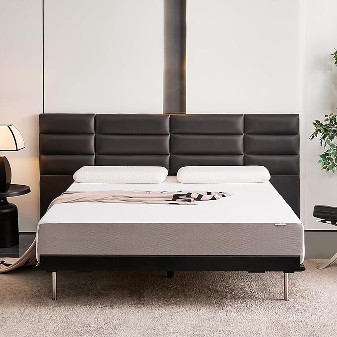 Amazon Basics Breathable Gel Memory Foam Mattress, Medium Firm, 10 Inch, King, White/Grey