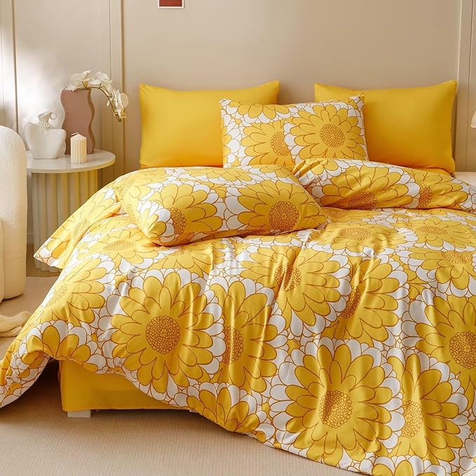 Houseri Yellow Sunflower Comforter Set - 3 Piece Bright Yellow Floral Bedding - Cal King Size - Lightweight White and Yellow Botanical Bed Set - Soft Comfy Quilt and Blanket