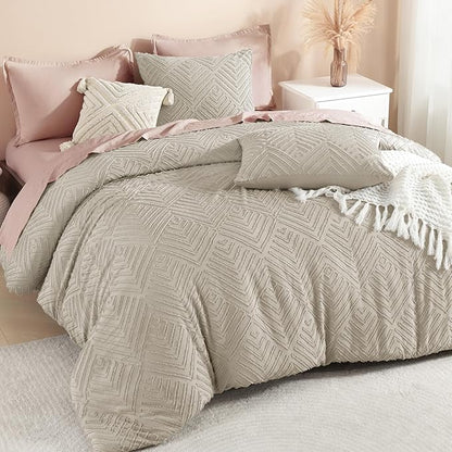 Litanika Oatmeal Full Comforter Set, 3 Pieces Tufted Boho Farmhouse Bedding Comforter Sets, Lightweight Fluffy Comforter Bed Set for All Season (79x90In Comforter and 2 Pillowcases)