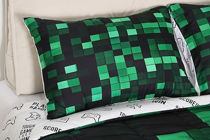 Pixelated Miners GameComforter Set King Size,Geometric Check Video Games Kids Bedding Set,Gamepad Camo Grid Quilt Comforter,Black Green Duvet Insert,2 Pillowcases