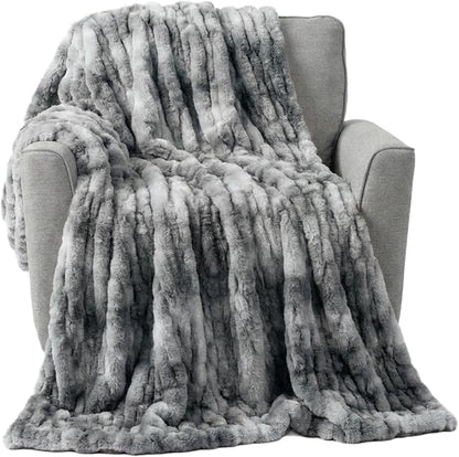 Lavish Home Oversized Ruched Faux Fur Blanket - 60x80-Inch Plush Polyester Faux Fur Queen-Size Throw for Sofas and Beds - Luxurious Bedding (Silver)