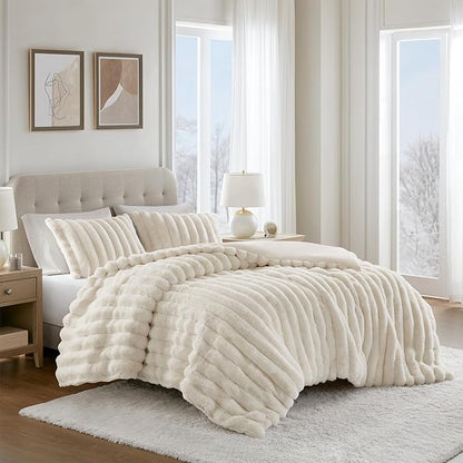 Madison Park Jasmine Queen Comforter Set, Luxurious Reversible Faux Fur Plush Ribbed Velvet Bedding, Fuzzy Thick Warm Winter Comforter, Super Soft Fluffy 3-Piece Set Ivory