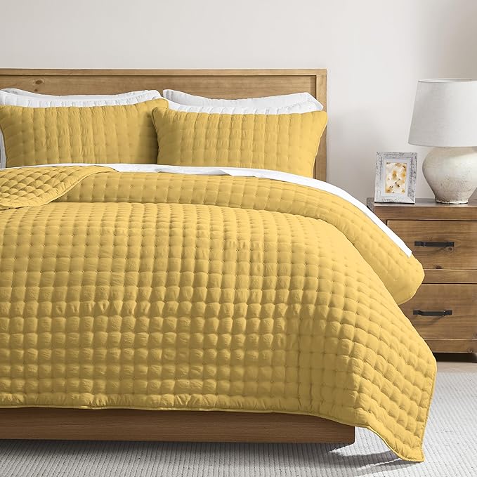 WDCOZY King Size Quilt Bedding Sets with 2 Pillow Shams, Lightweight Soft Bedspread Coverlet, Quilted Blanket Thin Comforter Bed Cover for All Season, 3 Pieces, 104x90 inches, Yellow