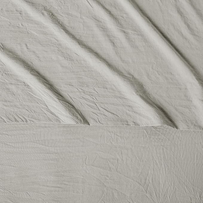 Amazon Basics Full Bed Sheet, 4-Piece Bedding Set, Double Brushed Microfiber, Ultra Soft, Easy Care, Grey