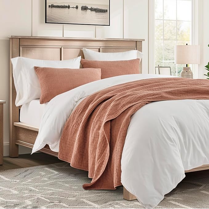 EVERGRACEHOME Cotton Coverlet Set King Size 3 Pieces, Lightweight Soft Ribbed Matelassé Bedspread Quilt Set, Cozy Oversized Quilted Bedding Set with 2 Pillow Shams for All Seasons, Clay