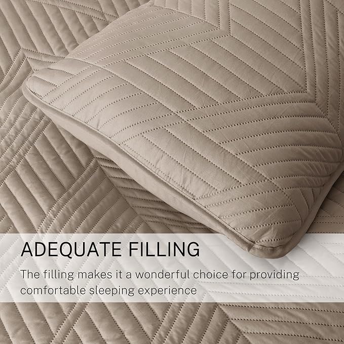 Exclusivo Mezcla Ultrasonic Full Queen Quilt Bedding Set, Lightweight Taupe Bedspreads Soft Modern Geometric Coverlet Set for All Seasons (1 Quilt and 2 Pillow Shams)