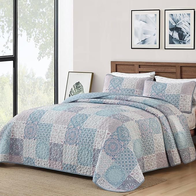 Dobuyly Quilt Set King Size, Light Blue/Pink Patchwork Bedspread 3 Pieces, Boho Plaid Summer Coverlet Set, Soft Lightweight Quilt Bedding Set for All Seasons 110"x90"