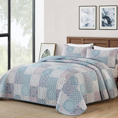 Dobuyly Quilt Set King Size, Light Blue/Pink Patchwork Bedspread 3 Pieces, Boho Plaid Summer Coverlet Set, Soft Lightweight Quilt Bedding Set for All Seasons 110"x90"