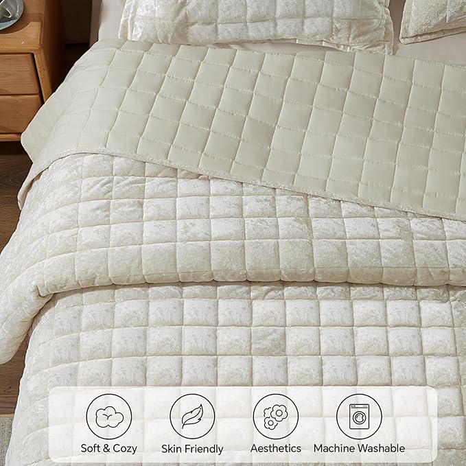 BEDELITE Velvet Quilt Set Queen Size - Luxury Velvet Comforter Bedding Set 3 Pieces, Lightweight Soft Cozy Shiny Cream White Oversized Bedspread Coverlet for All Seasons with 2 Pillow Shams