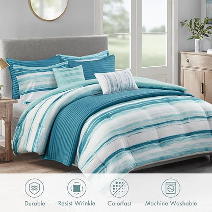 Madison Park Marina Comforter Quilt Combo Set - Modern Luxury Design, All Season Down Alternative Bedding, Matching Shams, Decorative Pillows, Full/Queen(90"x90"), Aqua 8 Piece