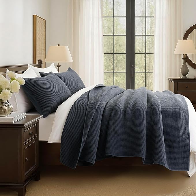 EVERGRACEHOME Cotton Coverlet Set King Size 3 Pieces, Lightweight Soft Ribbed Matelassé Bedspread Quilt Set, Cozy Oversized Quilted Bedding Set with 2 Pillow Shams for All Seasons, Midnight Blue