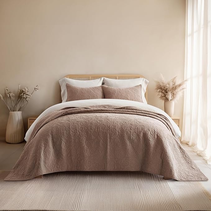 EVERGRACE 100% Cotton Paisley Quilt Set, King Size 3 Piece Set – Prewashed Lightweight Bedspread with 2 Shams, Soft Matelasse Coverlet for All-Season, Dusty Brick (Red Undertones)