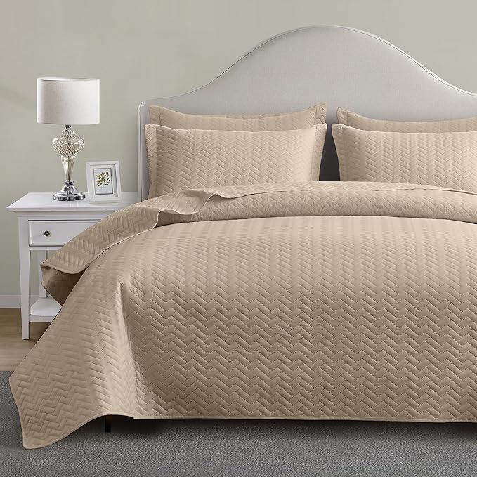 Maple&Stone Quilt Set King Size, Lightweight Beige Bedspread Ultrasonic Chevron Pattern Light Coverlet for All Season Comforter Bedding Decor - 3 Piece King Bed Cover Sets