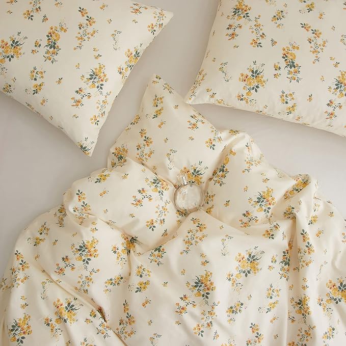 VM VOUGEMARKET Rose Flower Comforter Set Full 3 Pcs Vintage Yellow Floral Bedding Comforter with 2 Pillowcases Soft & Lightweight Comforter Set for Girls Women 80"x90"