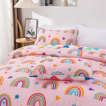 Btargot Lightweight Soft 3 Piece Rainbow Comforter Set with 2 Pillow Covers, Cartoon Love Hearts Flowers and Sun Moon Star Bedding Set for Girls Boys Kids, Queen Blush