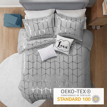 Intelligent Design Raina Full/Queen Comforter Set, Soft Microfiber, Modern Geometric Metallic Bed Set, 5 Pieces College Bedding with 2 Shams, 2 Toss Pillows Grey/Silver