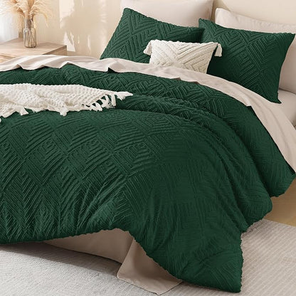 Litanika Oversized King Comforter Set Emerald Green, 3 Pieces Dark Green Tufted Boho Farmhouse Bedding Comforter Set, Lightweight Fluffy All Season Comforter Set (120x98In Comforter & 2 Pillowcases)