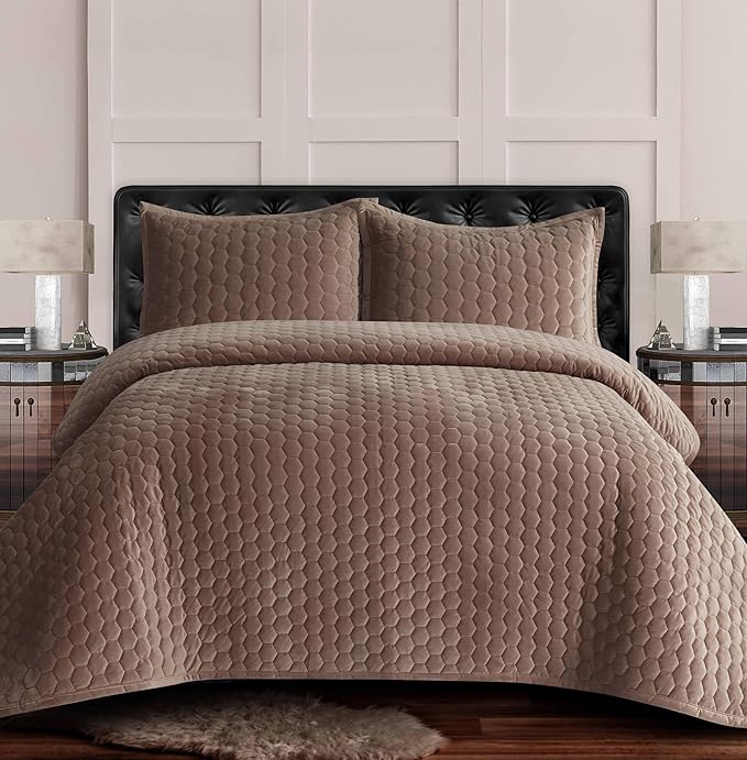 Tribeca Living Lugano Oversized Velvet Quilt Set - All Season, Extra Large, 3 Piece King Size Comforter Set with 2 Pillow Shams in Taupe Honeycomb Pattern 260GSM