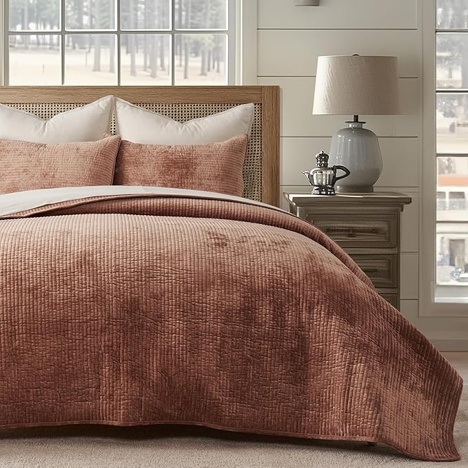 EVERGRACE Velvet Quilt Set Queen Size, Luxurious Soft Quilted Bedding Sets, Lightweight Velvet Comforter for All Season, Striped Channel Bedspread Coverlet with 2 Shams, Terracotta Clay