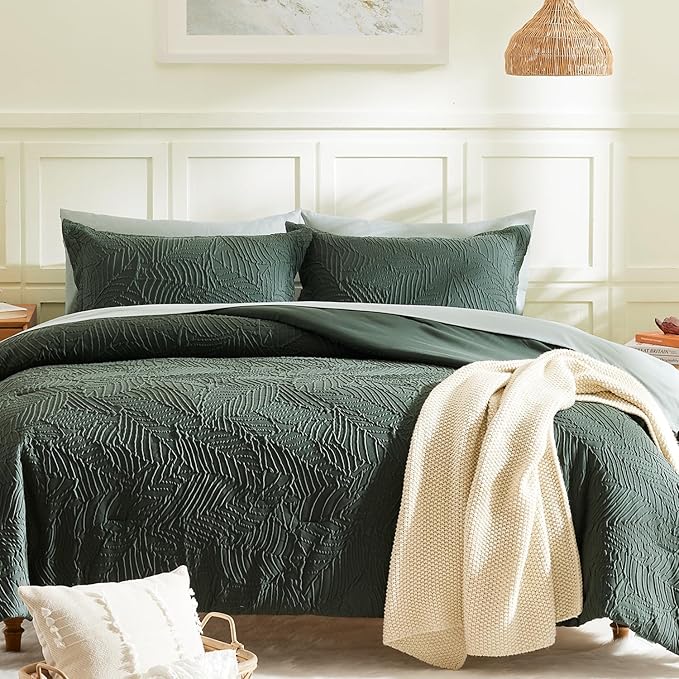 Geniospin Queen Comforter Set - 7 Pieces Dark Green Bedding Set, Botanical Textured Comforter Bed Set, All Season Lightweight Bed in a Bag with Comforter, Sheets, Pillowcases & Shams