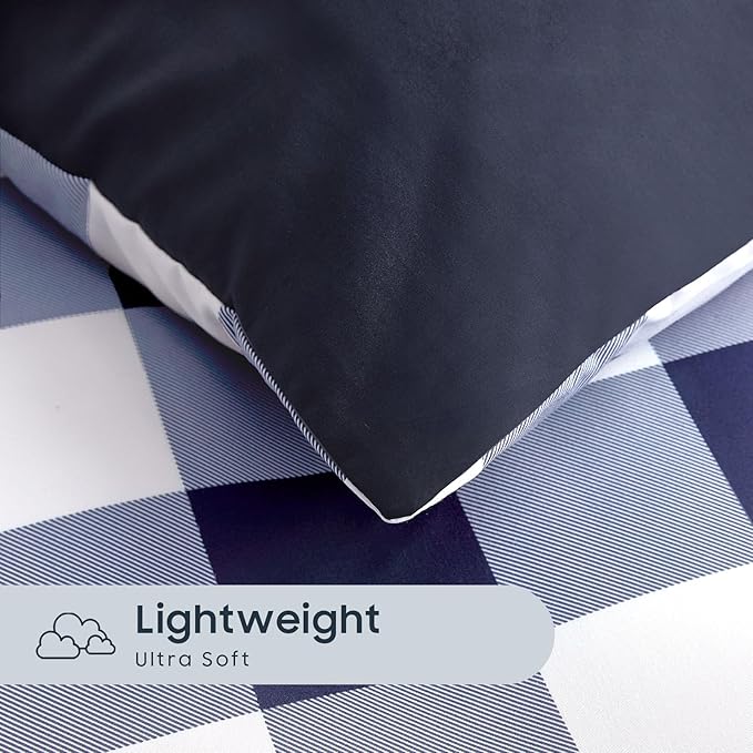 Wake In Cloud - Gingham Comforter Set, Plaid Buffalo Check Checkered Cottagecore Cute Geometric, Soft Lightweight Bedding, 3 Pieces, Navy Blue White, Full Size