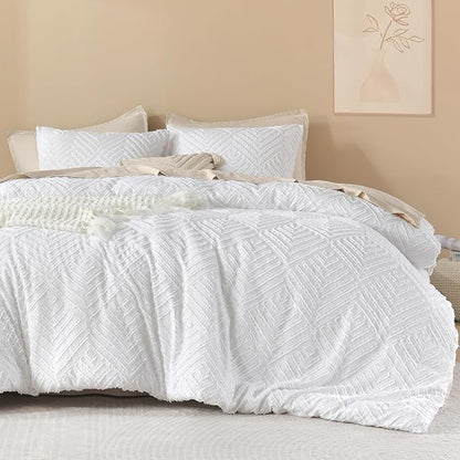 Litanika Super King Comforter White, 3 Pieces Tufted Boho Farmhouse Bedding Comforter Set, Lightweight Fluffy All Season Comforter Set (120x120In Comforter & 2 Pillowcases)