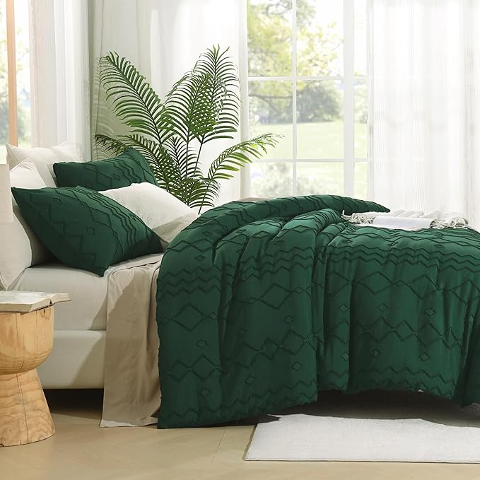 Andency California King Comforter Set Emerald Green, 3 Pieces Boho Tufted Geometric Shabby Chic Bedding, Soft Fluffy Farmhouse Bed Set, Dark Green Textured Comforter for All Season (104x96 Inch)