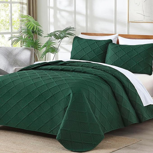 Yiran Quilts Queen Size, Emerald Green Spring Summer Bedspread Bedding Set, 3 Pieces Diamond Pattern Lightweight Microfiber Coverlet with 2 Pillow Shams for All Season 96x90 Inch