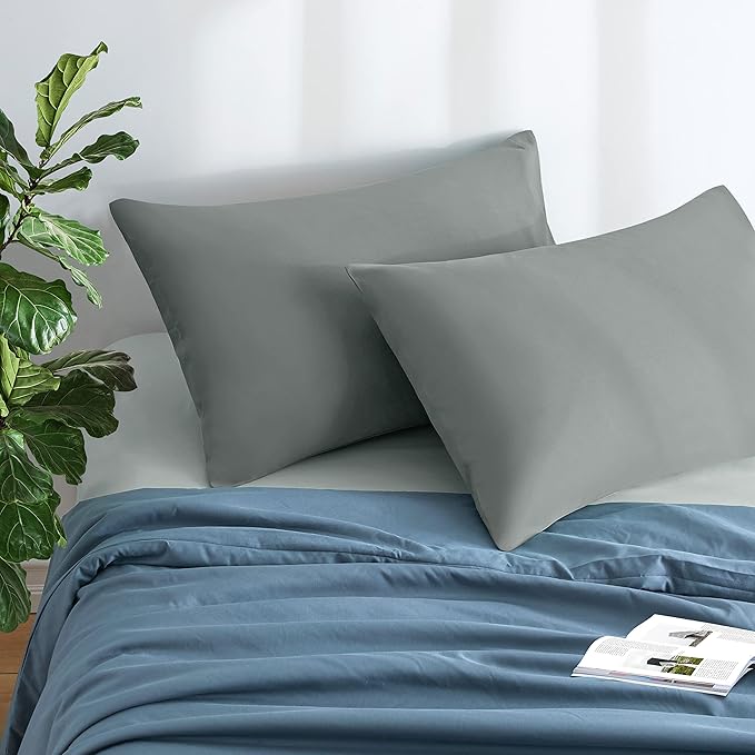 MILVOWOC 2Pcs Brushed Microfiber Queen Pillowcases - 20 x 30 Inch, Dark Grey Pillow Case Set Non Slip Envelope Pillow Cover with Moisture Absorption and Anti-Wrinkle