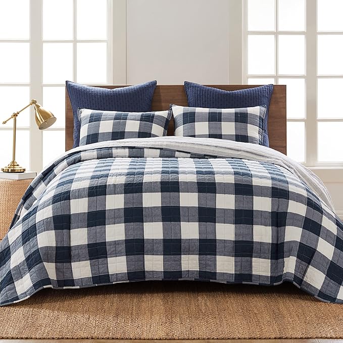 Levtex Home - Camden Bedspread Set - Queen Bedspread (110 x 118 in.) + Two Standard Pillow Shams (26 x 20 in.) - Buffalo Check in Navy and Cream - Reversible Pattern - Cotton