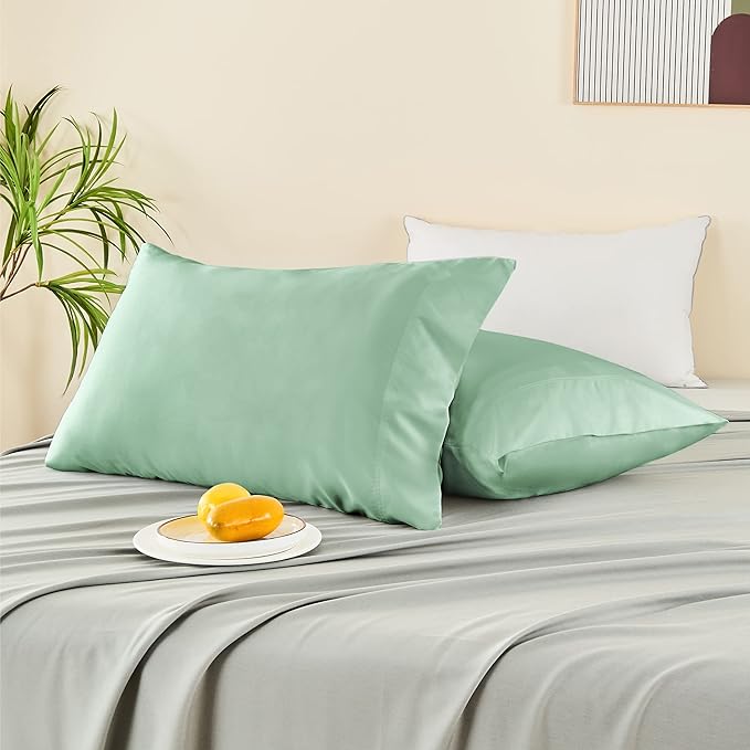 BEDELITE Pillow Cases Queen Size Set of 2, Rayon Derived from Bamboo, Cooling Pillow Cases for Hot Sleepers & Night Sweats, Breathable and Silky Soft Envelope Pillowcases(Mint Green, 20"x30")