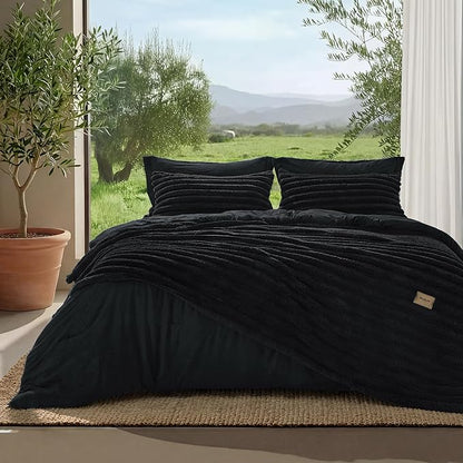 Bedsure Gentlesoft™ 2-in-1 Queen Comforter Set and Detachable Fluffy Blanket, Black Bedding Set for All Season Use, SnapTech™ Design for Space Saving (Includes 2 Pillow Shams, 2 Pillowcases)