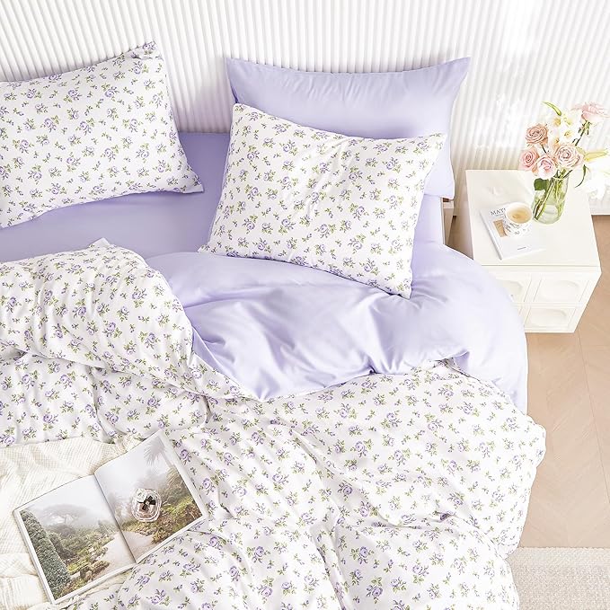 Wake In Cloud - Coquette Duvet Cover Set, Floral Cottagecore Flower Shabby Chic Cute Aesthetic, Soft Lightweight Bedding for Women Teen Girls, 3-Piece, White Purple, Twin/Twin XL Size