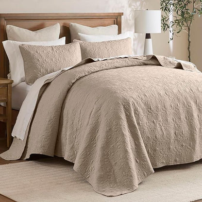 Madison Park Quebec Reversible Quilt Set Damask Design, Double Sided Stitching All Season, Lightweight Bedspread Bedding Set, Matching Sham, Khaki, King(120"x118") 3 Piece