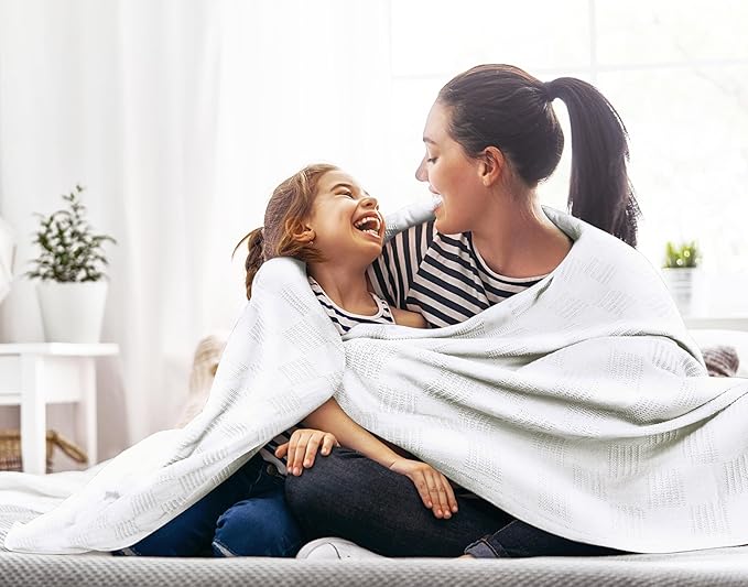 Utopia Bedding White 100% Cotton Blanket [Full Size - 90x84 Inch] Lightweight, Soft and Breathable Thermal Blanket for All Seasons