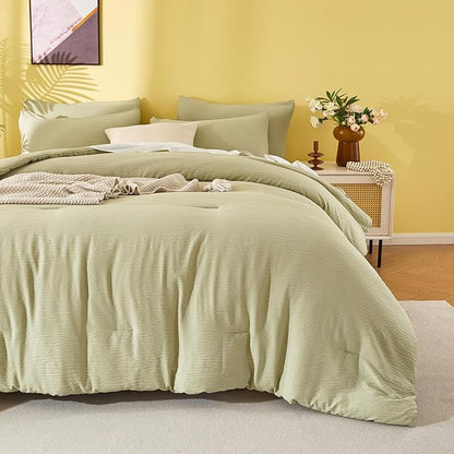 King Size Desert Sage Comforter Set, 3 Pieces Double-Layer Crinkle Yarn Bedding, All-Season Lightweight Warmth with 2 Pillowcases