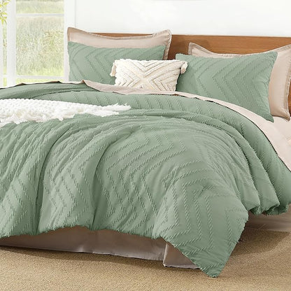 Litanika Sage Green Queen Size Comforter Sets, 3 Pieces Lightweight Chevron Tufted Bedding Comforter Set, Fluffy Down Alternative Comforter Bed Set Gift Choice (90x90In Comforter and 2 Pillowcases)