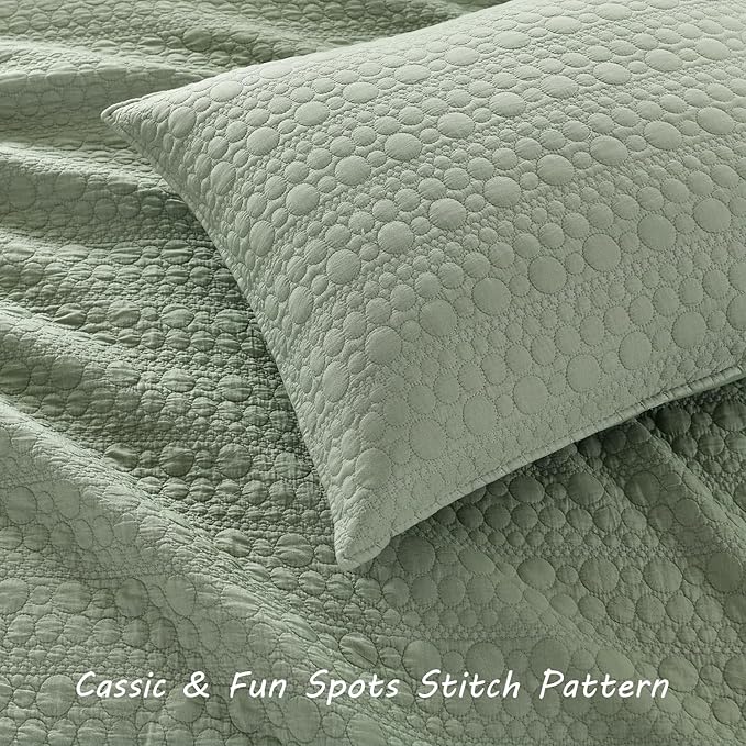 HORIMOTE HOME Quilt Set Twin Size Sage Green, Classic Geometric Spots Stitched Pattern, Pre-Washed Microfiber Chic Rustic Look, Ultra Soft Lightweight Quilted Bedspread for All Season, 2 Pieces