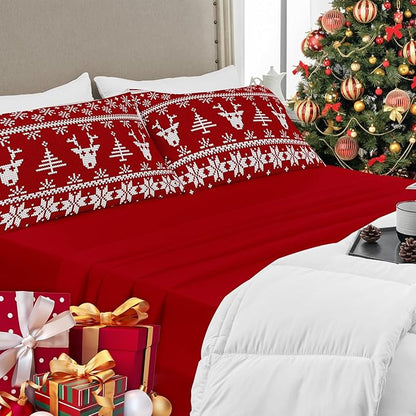 YIYEA Christmas Standard Pillow Cases Set of 2, Ultra Soft Double Brushed Microfiber Pillowcases Standard, Christmas Reindeer Bed Pillow Covers, Fade Resistant, Easy Slip-On (20"x26")