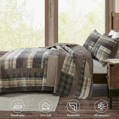 Woolrich Reversible Quilt Set - Cottage Styling Reversed to Solid Color, All Season Lightweight Coverlet, Cozy Bedding Layer, Matching Shams, Oversized King/Cal King, Winter Plains Stripes Taupe