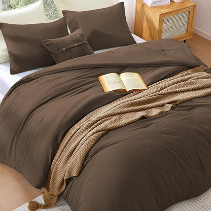 WRENSONGE King Size Comforter Set - 3 Pieces Chocolate Brown Comforter Prewashed Soft Lightweight for All Seasons,Fluffy Down Alternative Comforter King Size with 2 Pillow Shams