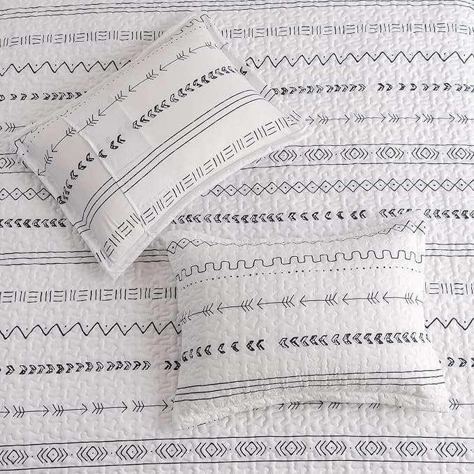 DURLENGEN 3Pcs Quilt Set California King Size,Soft Microfiber Lightweight Bedspread,Bohemian Design Geometric Pattern Coverlet for All Season Layering (112x104 inches, Boho White)