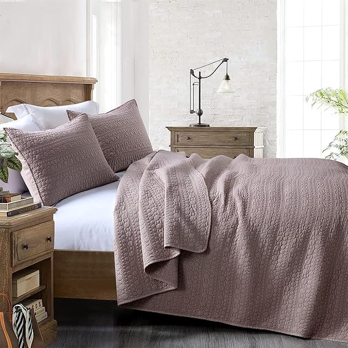 Oversized King Quilt Set, Cameo Rose California King Quilt Classic Geometric Spots Stitched Pattern, Stone-Washed Ultra Soft Lightweight Quilted Bedspread Cal King for All Season, 3 Pieces