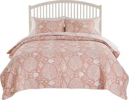 Greenland Home Coastal Paradise Reversible Matelassé Coverlet Set, 3-Piece King/Cal King, Marina Blush