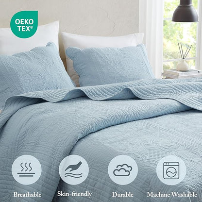 Madison Park Queen Quilt Set Damask Coverlet Set for Queen Size Bed, Cottage Oversized Quilt Set, Scallop Edge, All Season, Pre-Washed Cotton-Filled Queen Size Quilt, Tuscany, Full/Queen Blue 3 Piece