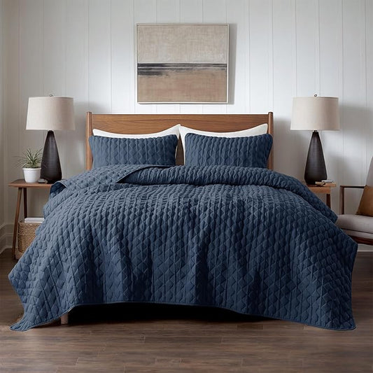 WDCOZY Oversized California Cal King Size Quilt Bedding Sets with Pillow Shams, Navy Blue Lightweight Soft Bedspread Coverlet Bed Cover, All Season Spring Summer, 3 Pieces, 116x106 inches
