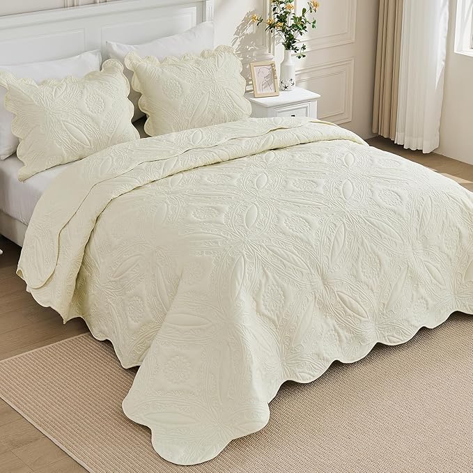 Kingnex Oversized King Bedspreads 128x120 for Extra Wide Tall King or Cal King Bed Ultrasonic Quilted Coverlet Set 3 Piece Include 1 Quilt 2 Pillowcases Cream