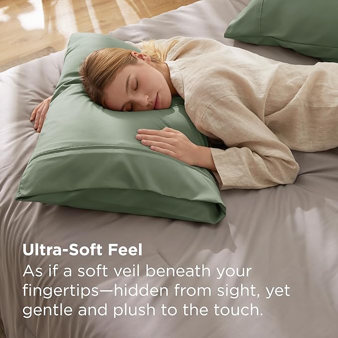 Bedsure Pillow Cases Standard Size Set of 2 - Sage Green Brushed Microfiber Pillowcases, Super Soft and Cozy Pillow Case Covers with Envelope Closure for Kids, Wrinkle, Fade Resistant, 20x26 Inches