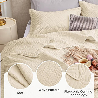 Love's cabin Quilts for Queen Bed Camel Bedspreads Bedding Set - Summer Lightweight Bedspread Comforter - Wave Pattern Bedding Coverlet for All Season - 3 Pieces (1 Quilt, 2 Pillow Shams)